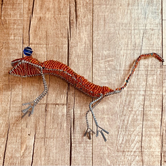 Beadworx—Grassroots Creations, Orange Gecko Lizard Glass Bead Wire Sculpture - Picture 4 of 8